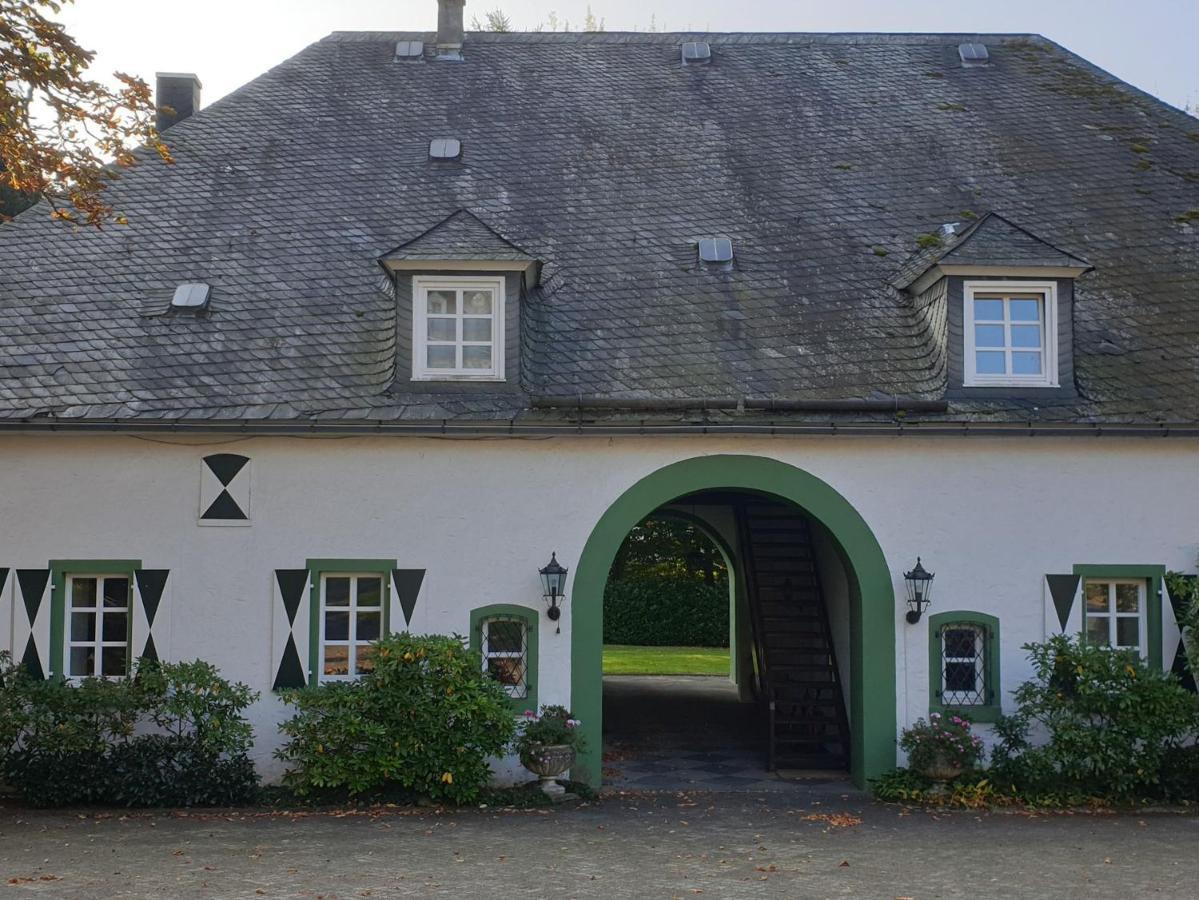 Das Torhaus Im Schloss Schellenstein Olsberg Esterno foto